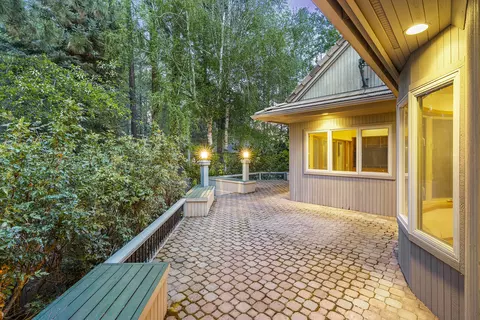 Exterior - 60645 Taos, Bend, OR 97702 photo 13 of 16