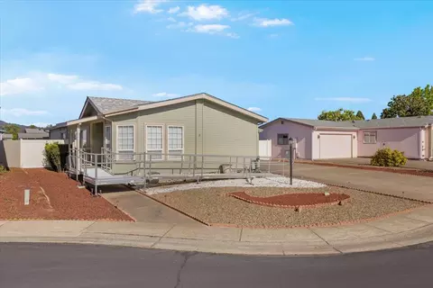 555 Freeman Rd UNIT 257, Central Point, OR 97502