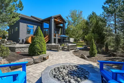26 NW Skyliner Summit Loop, Bend, OR 97703