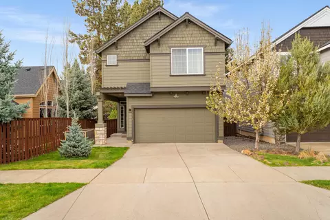 19544 Salmonberry Ct, Bend, OR 97702