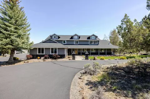 18351 SW Mt Saint Helens Dr, Powell Butte, OR 97753