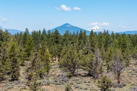 67372 Harrington Loop Rd, Bend, OR 97703 photo 27