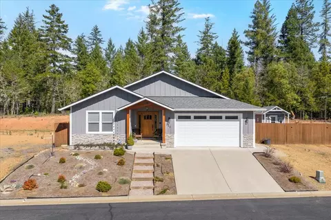 Exterior - 353 Cedar Ridge Dr, Cave Junction, OR 97523 photo 2 of 9