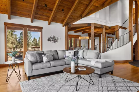 Living - 64155 Hunnell Rd, Bend, OR 97703 photo 2 of 3