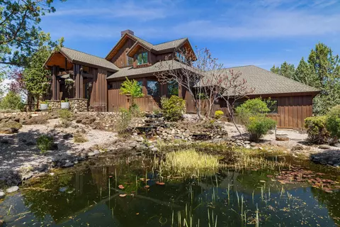 Exterior - 64155 Hunnell Rd, Bend, OR 97703 photo 1 of 28