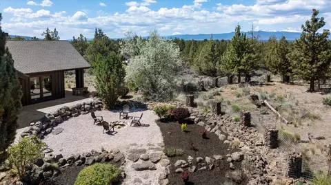Exterior - 64155 Hunnell Rd, Bend, OR 97703 photo 28 of 28