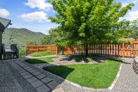 Exterior - 1050 Humbug Creek Rd, Applegate, OR 97530 photo 6 of 12