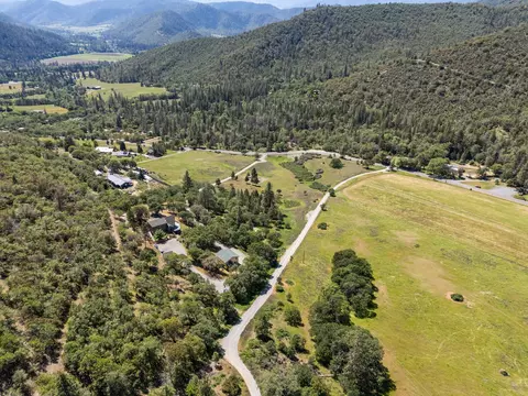 View/Area - 1050 Humbug Creek Rd, Applegate, OR 97530 photo 1 of 5