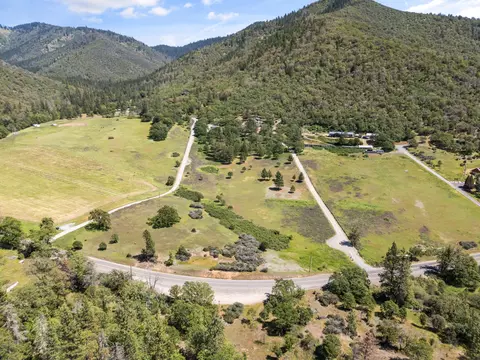 View/Area - 1050 Humbug Creek Rd, Applegate, OR 97530 photo 4 of 5