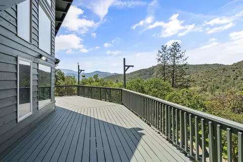 Exterior - 1050 Humbug Creek Rd, Applegate, OR 97530 photo 4 of 12