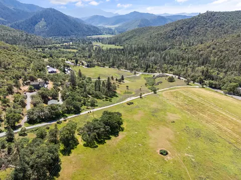 View/Area - 1050 Humbug Creek Rd, Applegate, OR 97530 photo 3 of 5