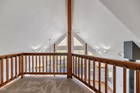 Entry Way - 1050 Humbug Creek Rd, Applegate, OR 97530 photo 2 of 2