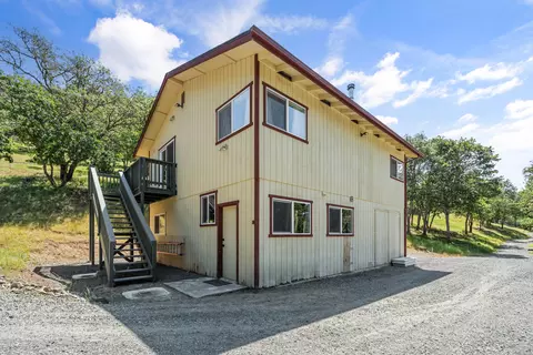 Exterior - 1050 Humbug Creek Rd, Applegate, OR 97530 photo 11 of 12