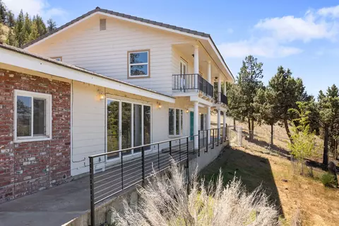 135 NE Short Ln, Prineville, OR 97754