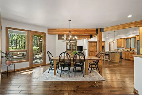 Dining - 60766 Golf Village Loop, Bend, OR 97702 photo 3 of 3