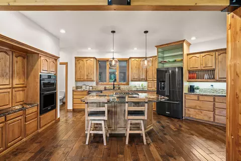 Kitchen - 60766 Golf Village Loop, Bend, OR 97702 photo 1 of 4