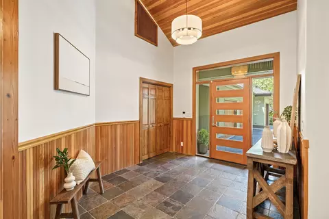 Entry Way - 60766 Golf Village Loop, Bend, OR 97702 photo 1 of 3