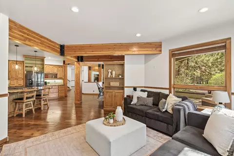 Living - 60766 Golf Village Loop, Bend, OR 97702 photo 2 of 5