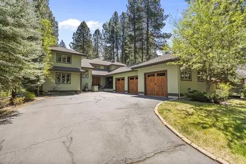 60766 Golf Village Loop, Bend, OR 97702