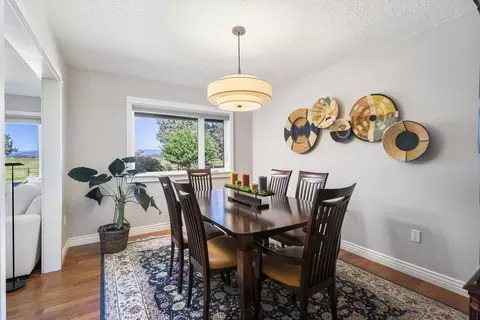 Dining - 21837 Repine Dr, Bend, OR 97701 photo 1 of 2