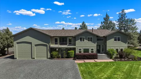 21283 Dove Ln, Bend, OR 97702