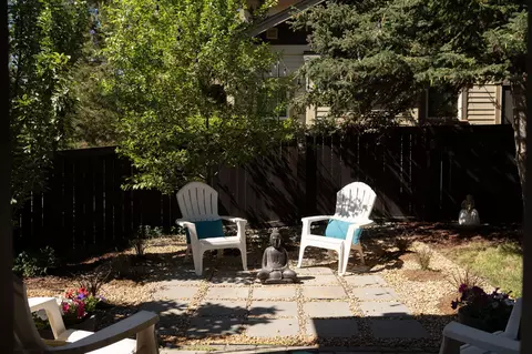 Exterior - 61433 Linton Loop, Bend, OR 97702 photo 4 of 10