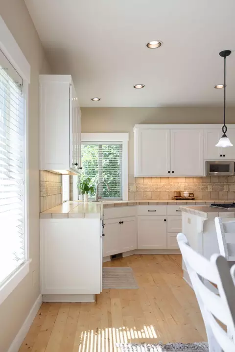Kitchen - 61433 Linton Loop, Bend, OR 97702 photo 2 of 3