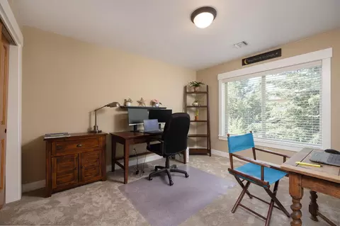 Other - 61433 Linton Loop, Bend, OR 97702 photo 3 of 4