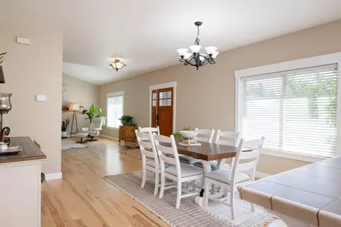 Dining - 61433 Linton Loop, Bend, OR 97702 photo 2 of 2