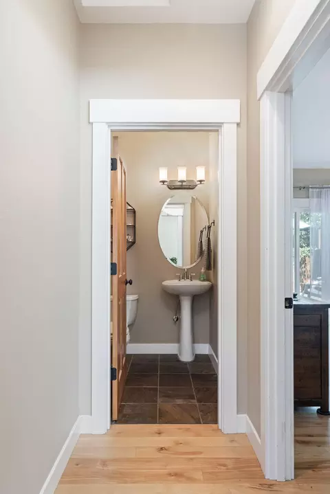 Entry Way - 61433 Linton Loop, Bend, OR 97702 photo 2 of 3