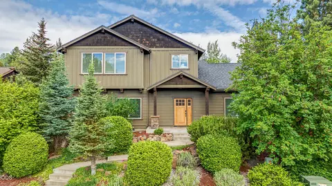 61433 Linton Loop, Bend, OR 97702