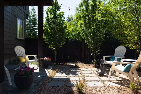 Exterior - 61433 Linton Loop, Bend, OR 97702 photo 5 of 10