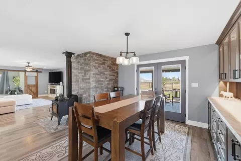 Dining - 26345 Walker Rd, Bend, OR 97701 photo 2 of 2