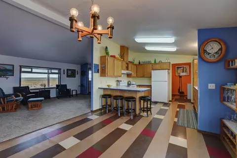 89438 W Campbell Ln, Christmas Valley, OR 97641
