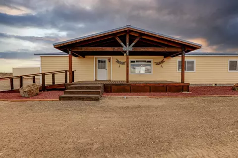 89438 W Campbell Ln, Christmas Valley, OR 97641