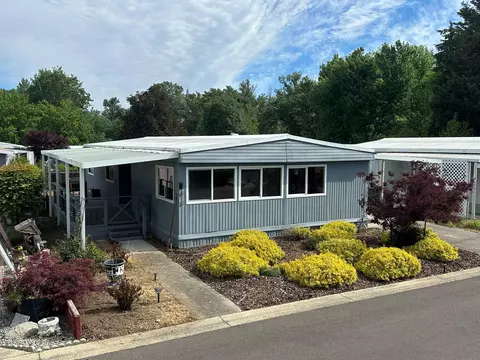 3431 S Pacific #SPC 93, Medford, OR 97501