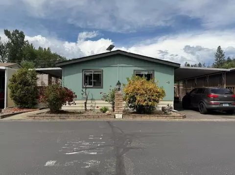 20055 Or-62 #42, Shady Cove, OR 97539