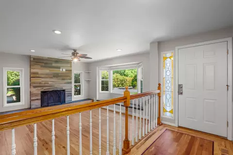 1089 Brookdale Ave, Medford, OR 97504