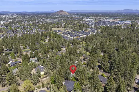 View/Area - 20373 Saghali Ct, Bend, OR 97702 photo 1 of 6