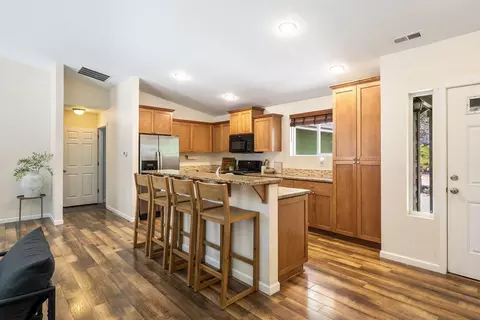 Kitchen - 20373 Saghali Ct, Bend, OR 97702 photo 1 of 3