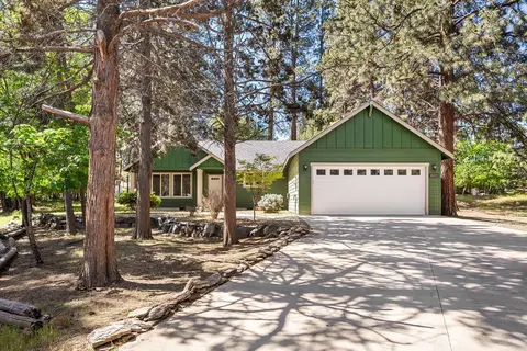 20373 Saghali Ct, Bend, OR 97702
