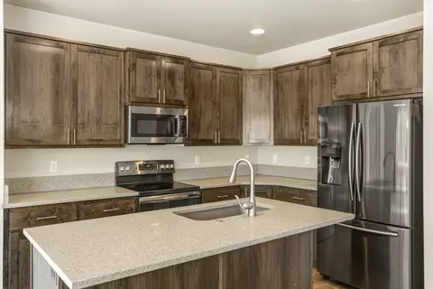 Kitchen - 20431 Cider Ct, Bend, OR 97702 photo 1 of 5