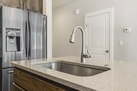 Kitchen - 20431 Cider Ct, Bend, OR 97702 photo 5 of 5