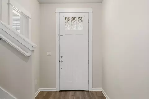 Entry Way - 20431 Cider Ct, Bend, OR 97702 photo 4 of 5