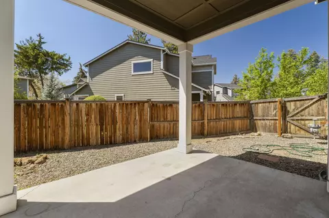Exterior - 20431 Cider Ct, Bend, OR 97702 photo 5 of 6