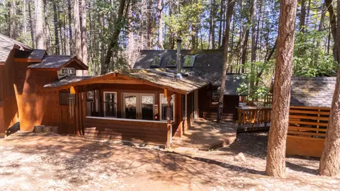 555 Arrowhead Dr, O'brien, OR 97534