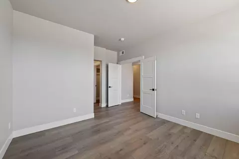 Bedroom - 20520 NEmpire Ave, Bend, OR 97701 photo 3 of 6