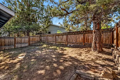 Exterior - Undisclosed, Bend, OR 97701 photo 7 of 11