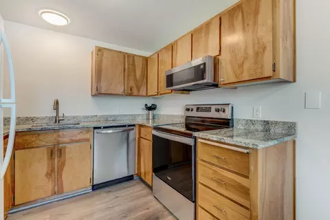 Kitchen - Undisclosed, Bend, OR 97701 photo 3 of 3