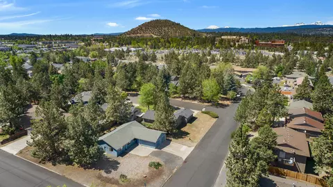 View/Area - Undisclosed, Bend, OR 97701 photo 2 of 3